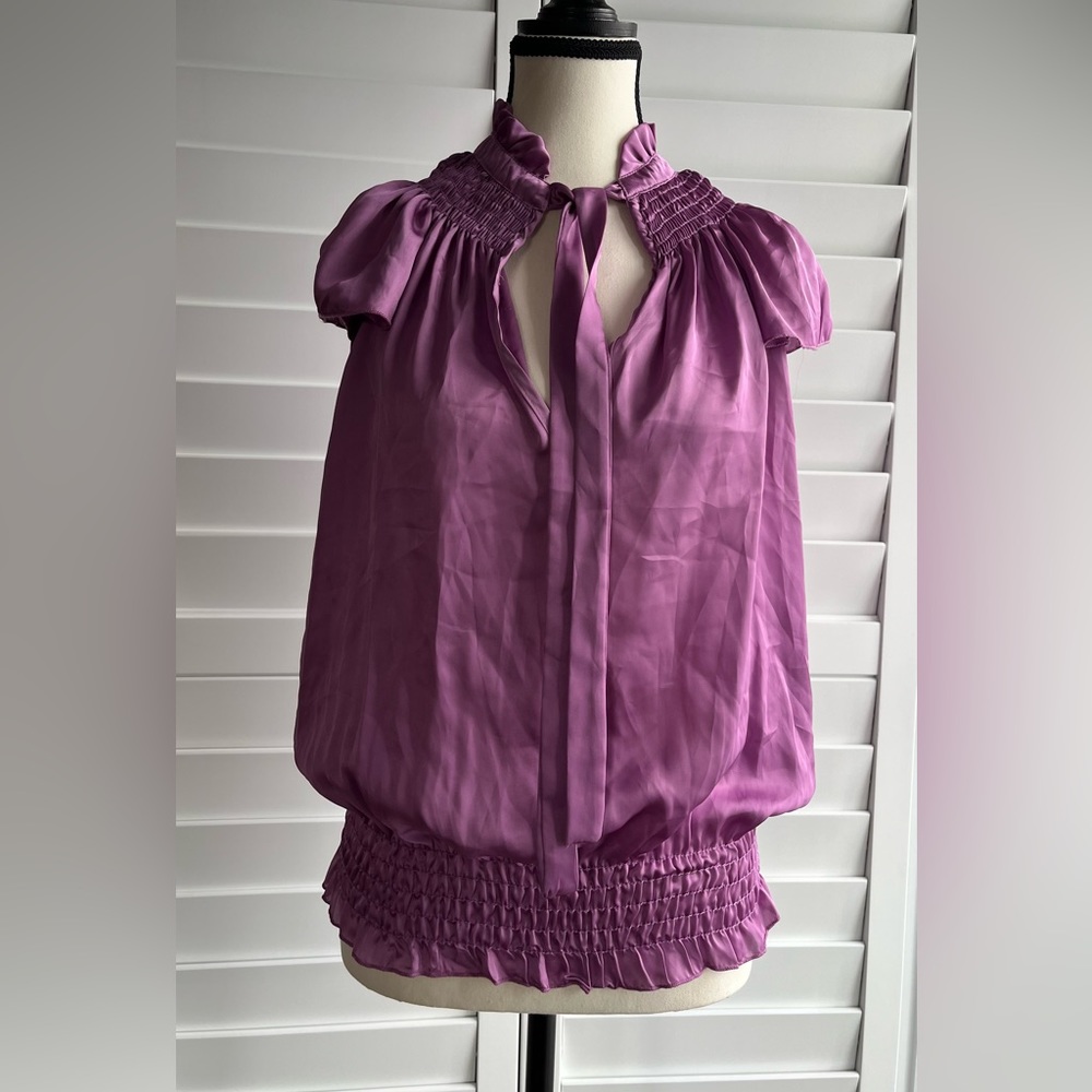 MITTO TO THE WORLD Sleeveless Blouse size S